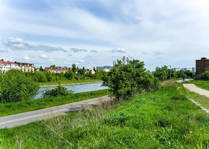 With Balcony And Free Parking In By Renters Poznan